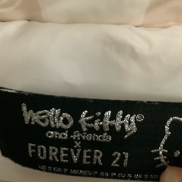 Hello Kitty & friends x forever 21 woman’s puffer jacket, size small - Picture 5 of 7